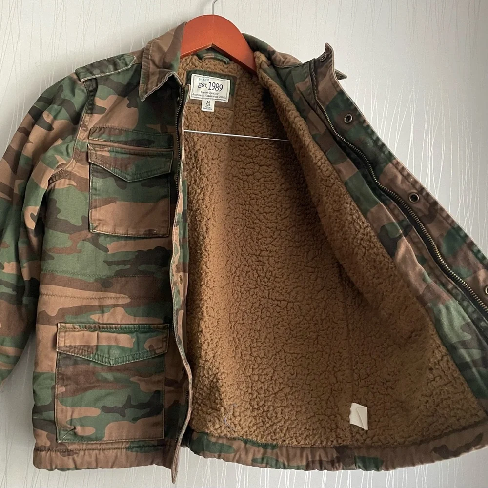 Children’s Place Boys Camo Jacket Size 7/8 Medium Fleece Lined Coat